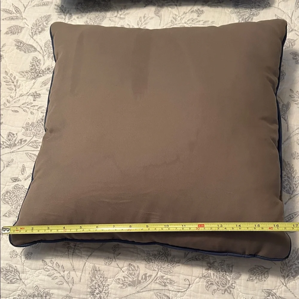 Elegant Blue and Cream Decorative Pillow Set